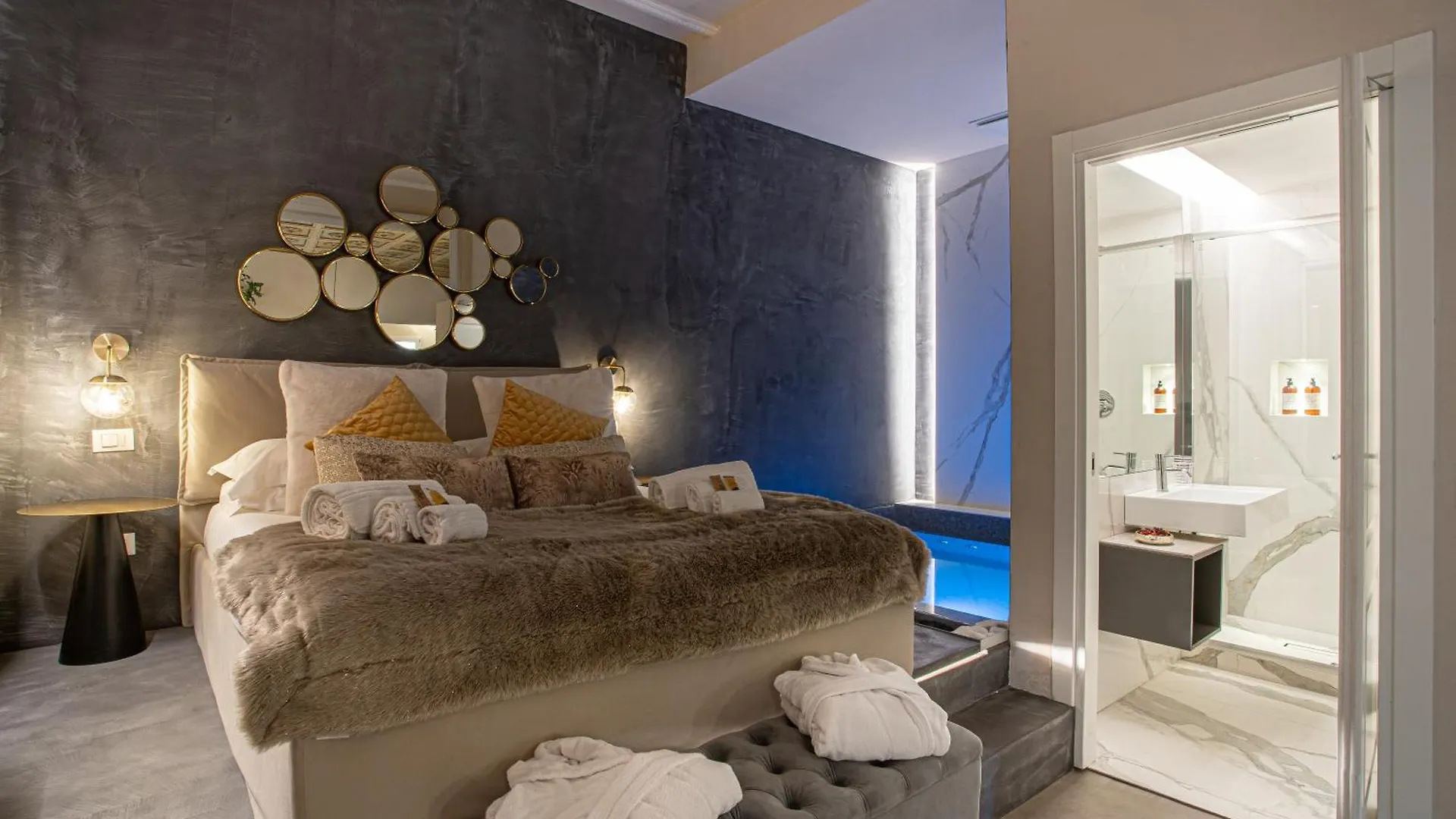 Duomo Apt With Mini Private Pool Apartment Florence