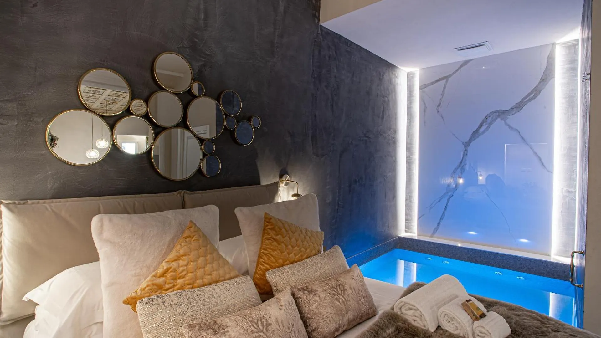 Duomo Apt With Mini Private Pool Apartment Florence